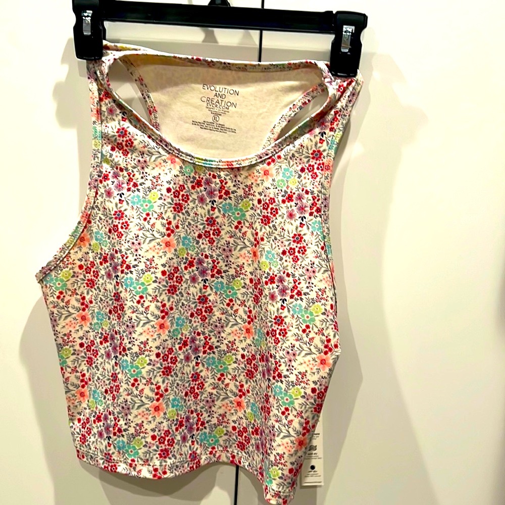 NWT Evolution and Creation sports top size XL